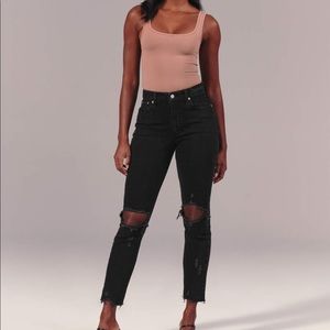 Never worn! Curve Love High Rise Mom Jeans